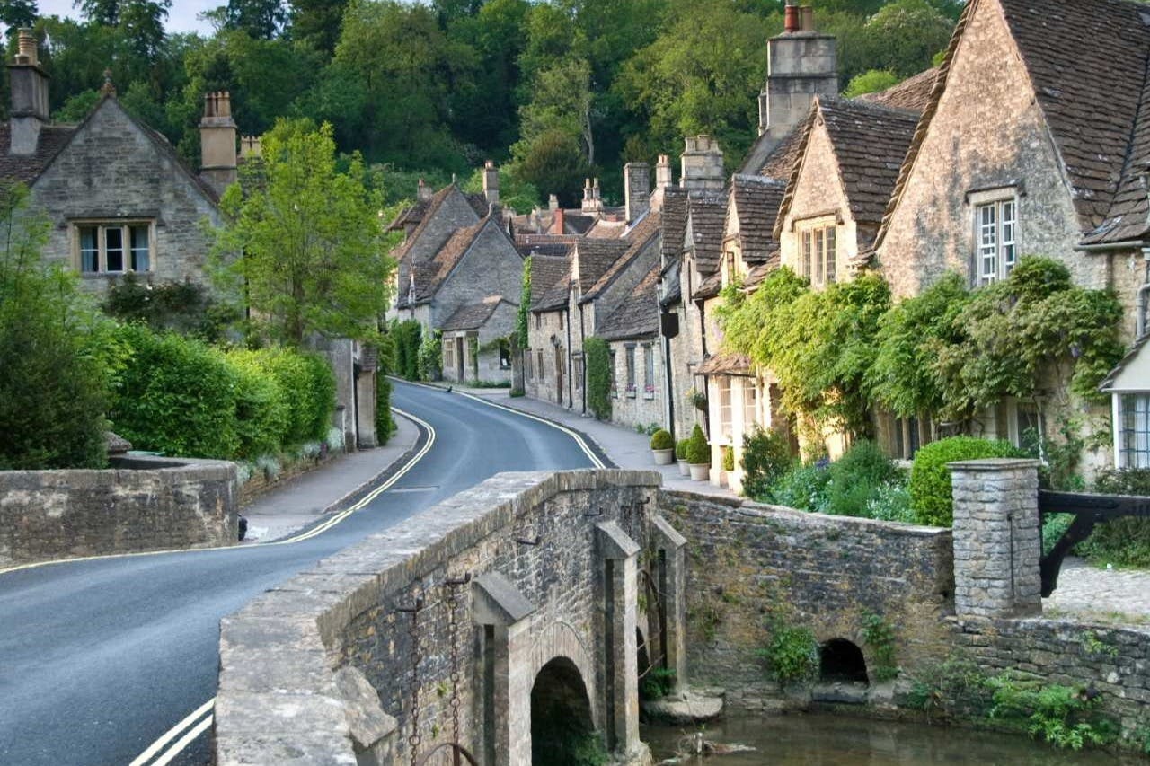 Cotswolds Guided Tour from London - Photo 1 of 7